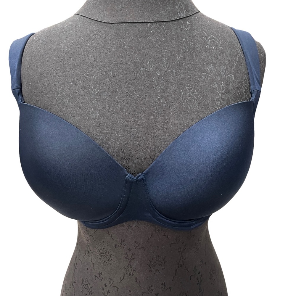 Soma Stunning Support Smooth Full Coverage navy bra. 36DD